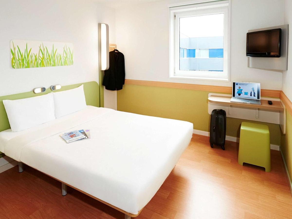 Ibis Budget Pontivy Exterior foto